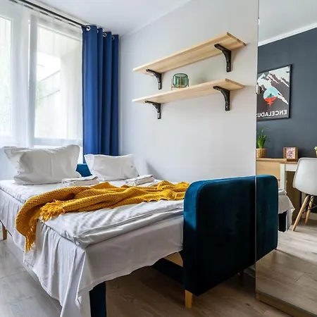 Golden - Brand New And Stylish - Browary Warszawskie - Ogrodowa